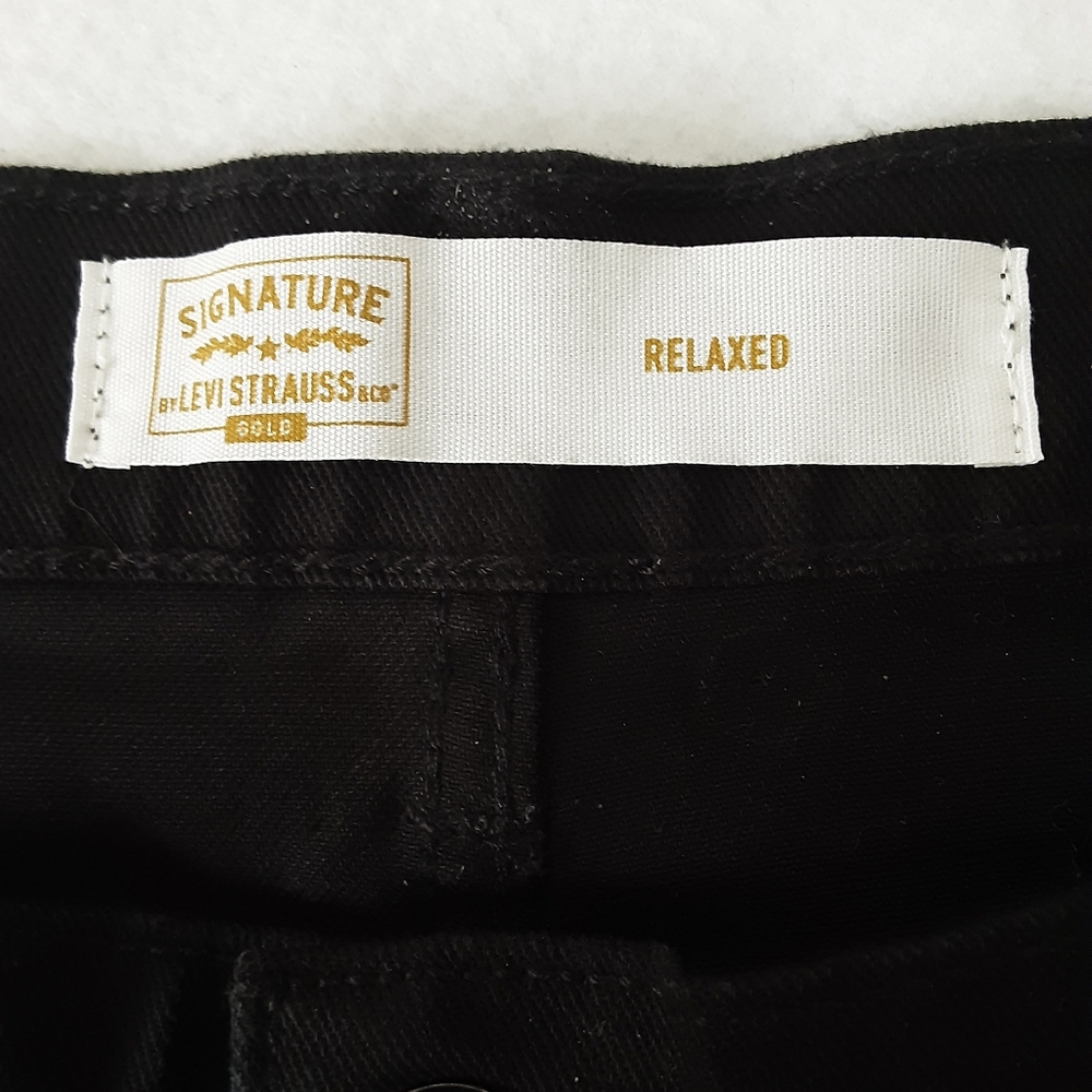 Levi's Signature Black Jeans - Picture 7 of 11